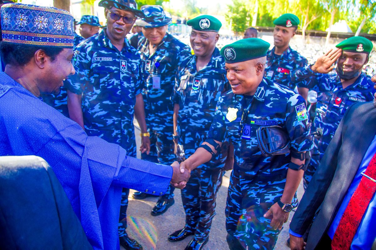 1,000 Motorcycles for Kano Police Command

To enhance policing across the 44 Local Government Areas (LGAs) of Kano State, I facilitated 1,000 motorcycles to the Kano State Police Command today.