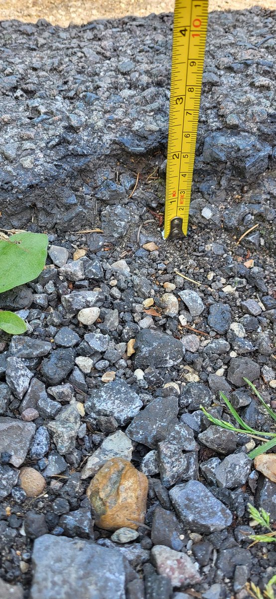 Over60Under70's tweet image. ...@BucksCouncil  There's no excuse for #potholes! If, like us, you have been promised a road repair for 6 months &amp;amp; @BucksCouncil hav't bothered to fix them - tweet &amp;amp; keep posting pics. #ForBucksSake #Beaconsfield