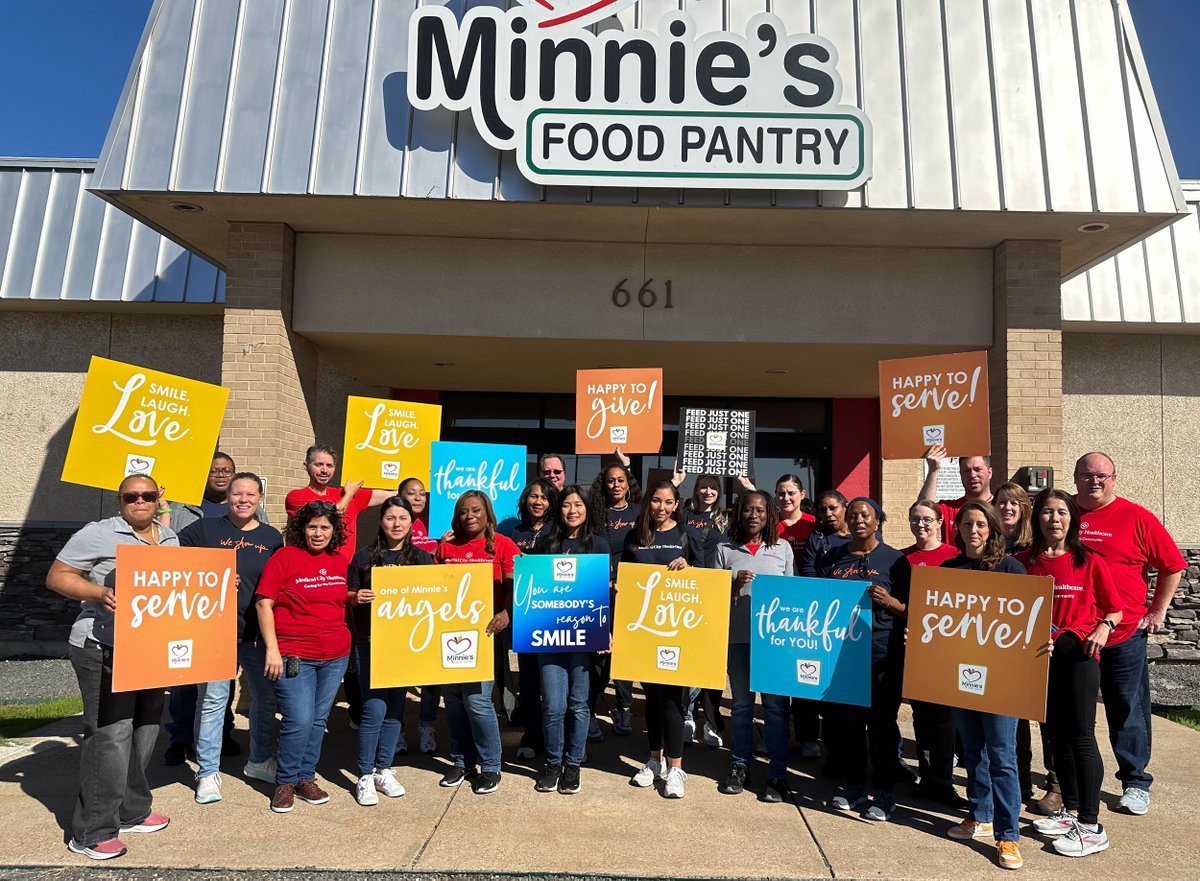 Med_City_Health's tweet photo. During this season of Thanksgiving, our Medical City Healthcare Information Technology Group colleagues invested more than 100 volunteer hours at @MinniesPantry to support our community and fight hunger!

#WeShowUp #CareLikeFamily https://t.co/GjsgdxvPa7