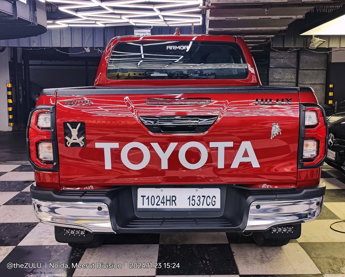 RaveenKr's tweet photo. As someone's rightly said...
'𝙋𝙚𝙧𝙛𝙚𝙘𝙩𝙞𝙤𝙣' truly, 𝙞𝙨 in the Detail !

#toyotahilux
#invincible #indestructible 
#unconquerable #undefeated
#borntoconquer #whateverittakes 
#mydieseltruck 
#loveyourtruck 

#ZULU 2 #borntobewild
#bashonregardless 👊
#MyOtherRideisTANK https://t.co/ugSPcAEIdE