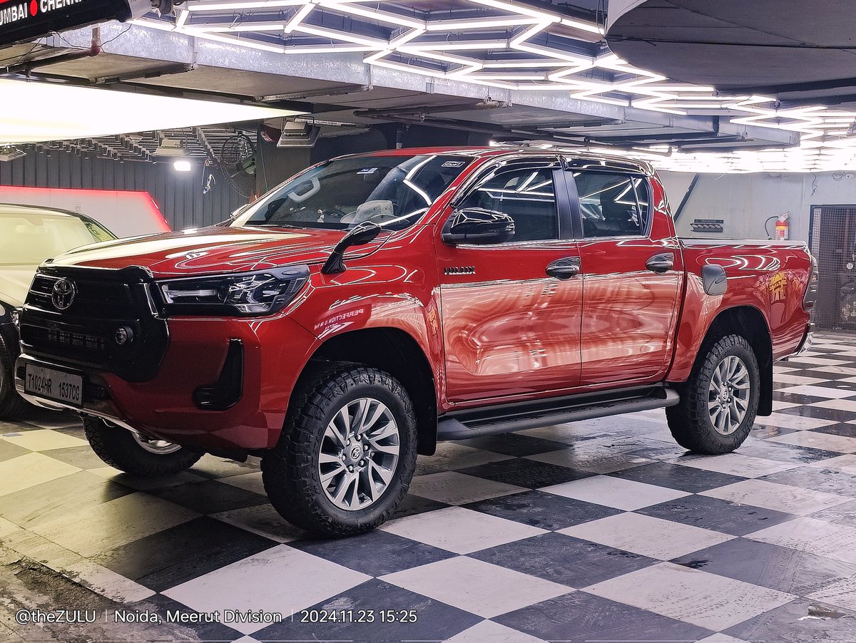 RaveenKr's tweet photo. As someone's rightly said...
'𝙋𝙚𝙧𝙛𝙚𝙘𝙩𝙞𝙤𝙣' truly, 𝙞𝙨 in the Detail !

#toyotahilux
#invincible #indestructible 
#unconquerable #undefeated
#borntoconquer #whateverittakes 
#mydieseltruck 
#loveyourtruck 

#ZULU 2 #borntobewild
#bashonregardless 👊
#MyOtherRideisTANK https://t.co/ugSPcAEIdE