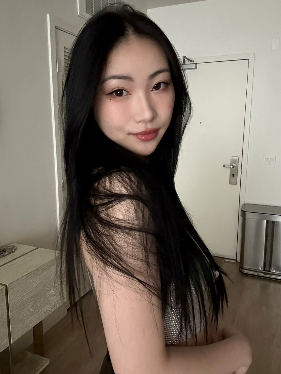 mseggmily tweet media