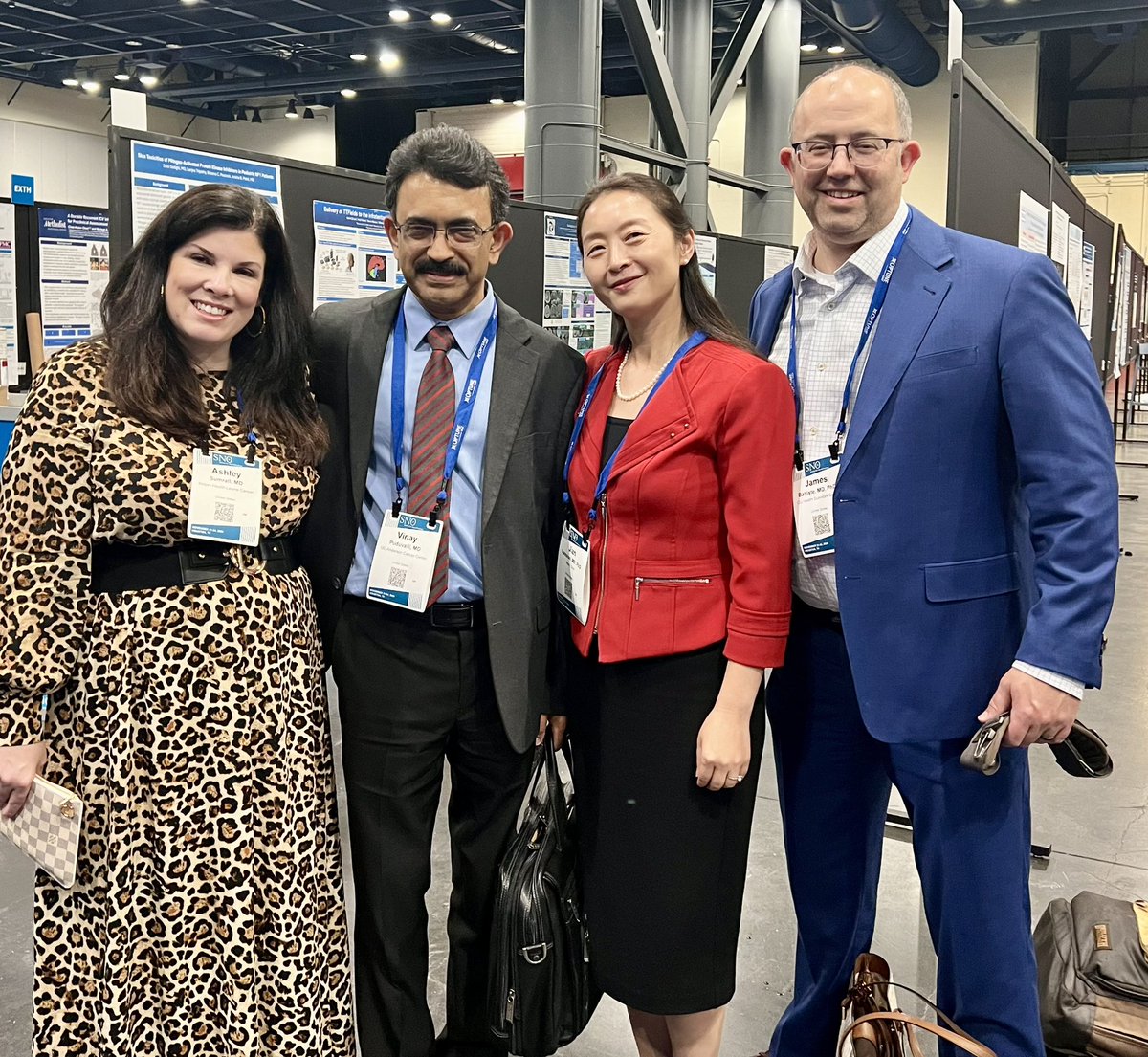 Best part of <a href="/NeuroOnc/">SNO</a> annual mtg? Seeing friends &amp; colleagues from all across the country! #btsm #SNO2024