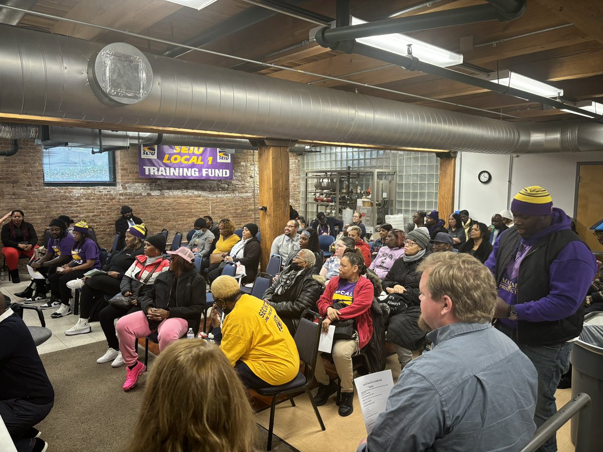 SEIULocal1's tweet photo. The Local 1 security division met for a Powerfest leadership training to prepare for the upcoming contract campaign. Security officers are ready to FIGHT and WIN. #SecurityNeedsSecurity https://t.co/IpcB1yjNht