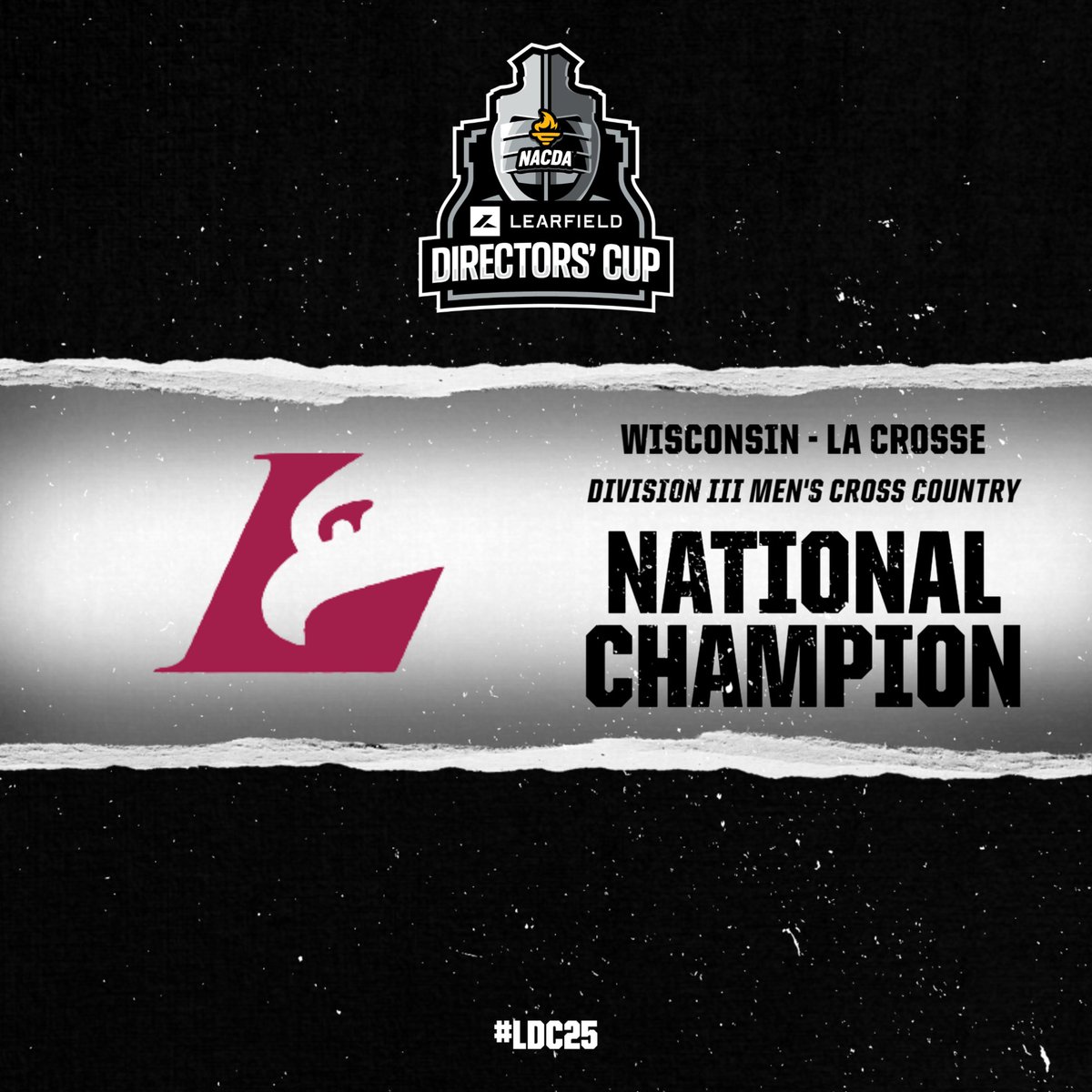 LDirectorsCup's tweet photo. 📢Let's hear it for @UWLAthletics! The 2024 NCAA Division III Men's Cross Country National Champions! https://t.co/7qWZqiiogw