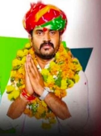 बोड़_साहब ( मिशन _ए _भील प्रदेश ❤️ ) K B MEENA ❤️ (@timlirj3839) on Twitter photo आदरणीय <a href="/ECISVEEP/">Election Commission of India</a> राजस्थान विधानसभा उप चुनाव में सलूंबर निर्वाचन क्षेत्र में कुल वोट 201739 डाले गये और आज 202482 वोटो की गिनती की गई। 743 मत अधिक गिने गए।
पोस्टल मतों की गणना करने पर भी ये आंकड़े समान नहीं आ रहे है आपकी वेबसाइट पर भी लगातार आंकड़ें बीजेपी के पक्ष में किए जा रहे आदरणीय <a href="/ECISVEEP/">Election Commission of India</a> राजस्थान विधानसभा उप चुनाव में सलूंबर निर्वाचन क्षेत्र में कुल वोट 201739 डाले गये और आज 202482 वोटो की गिनती की गई। 743 मत अधिक गिने गए।
पोस्टल मतों की गणना करने पर भी ये आंकड़े समान नहीं आ रहे है आपकी वेबसाइट पर भी लगातार आंकड़ें बीजेपी के पक्ष में किए जा रहे