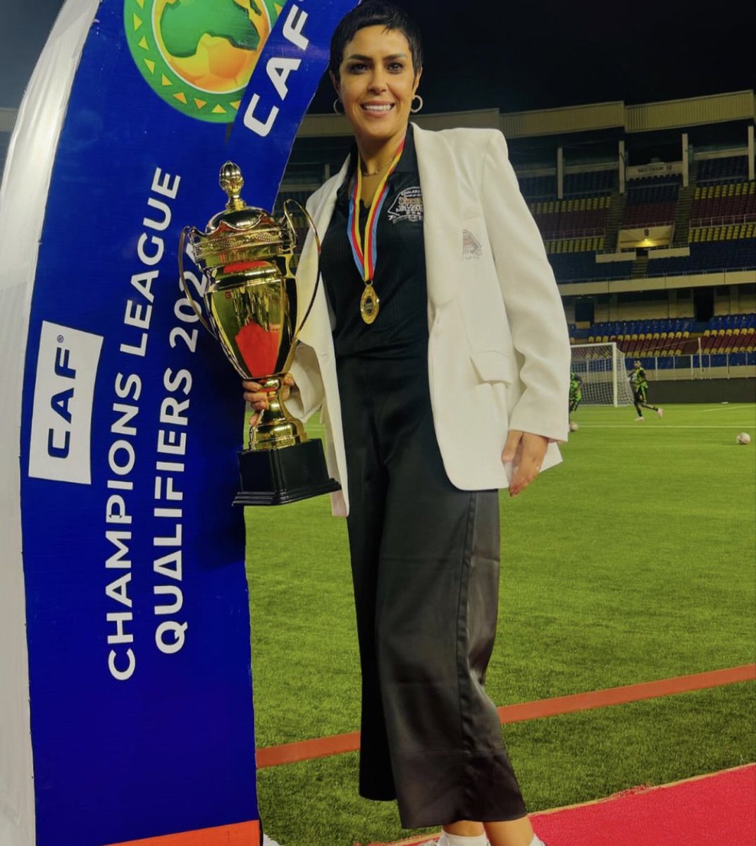 Lamia Boumehdi is the first female coach to win the CAF Women’s Champions League! 
Congratulations TP Mazembe! 👏🏾🏆
#cafwomenschampionsleague #CWCL
