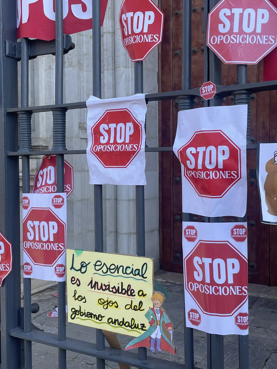 carmenmoralr_'s tweet photo. No es suficiente con un sobresaliente. ¿Cuándo nos toca a nosotros trabajar? @EducaAnd @MC_CastilloMena #23NStopOposDocentes https://t.co/Dv96KXInrk