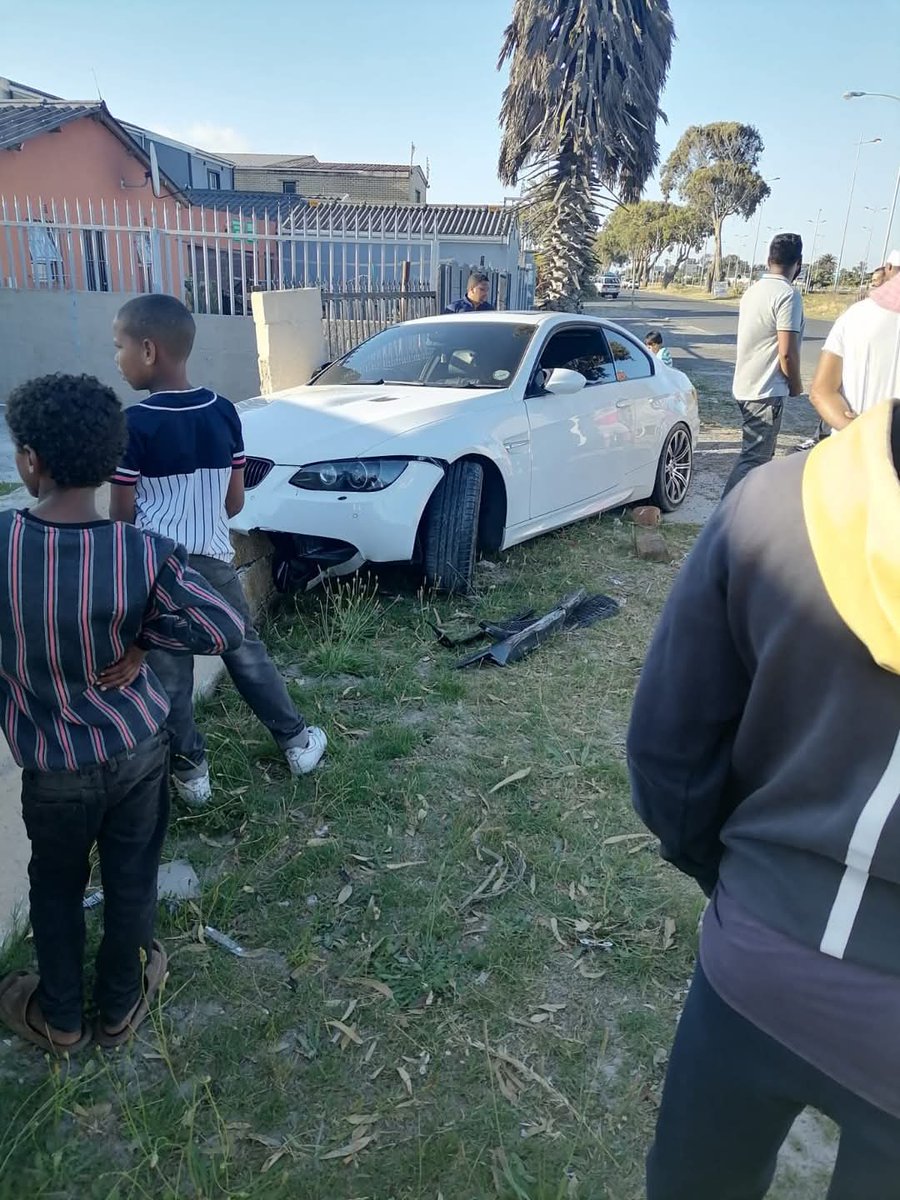 KingDon_za's tweet photo. You might be wondering how he got here 😭

Video in the comments 👇🏾 https://t.co/mZDQVW1GDf