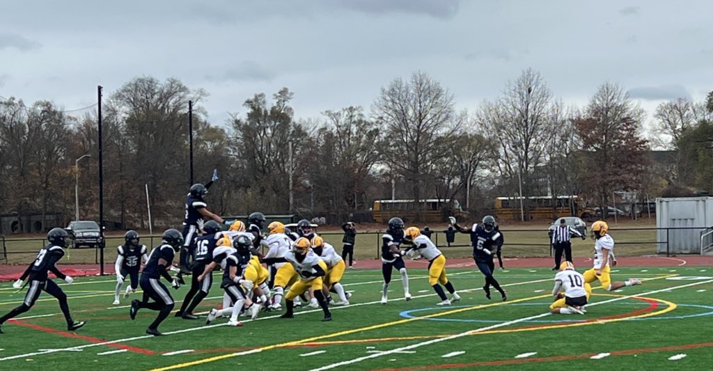 East Haven AD tweet media