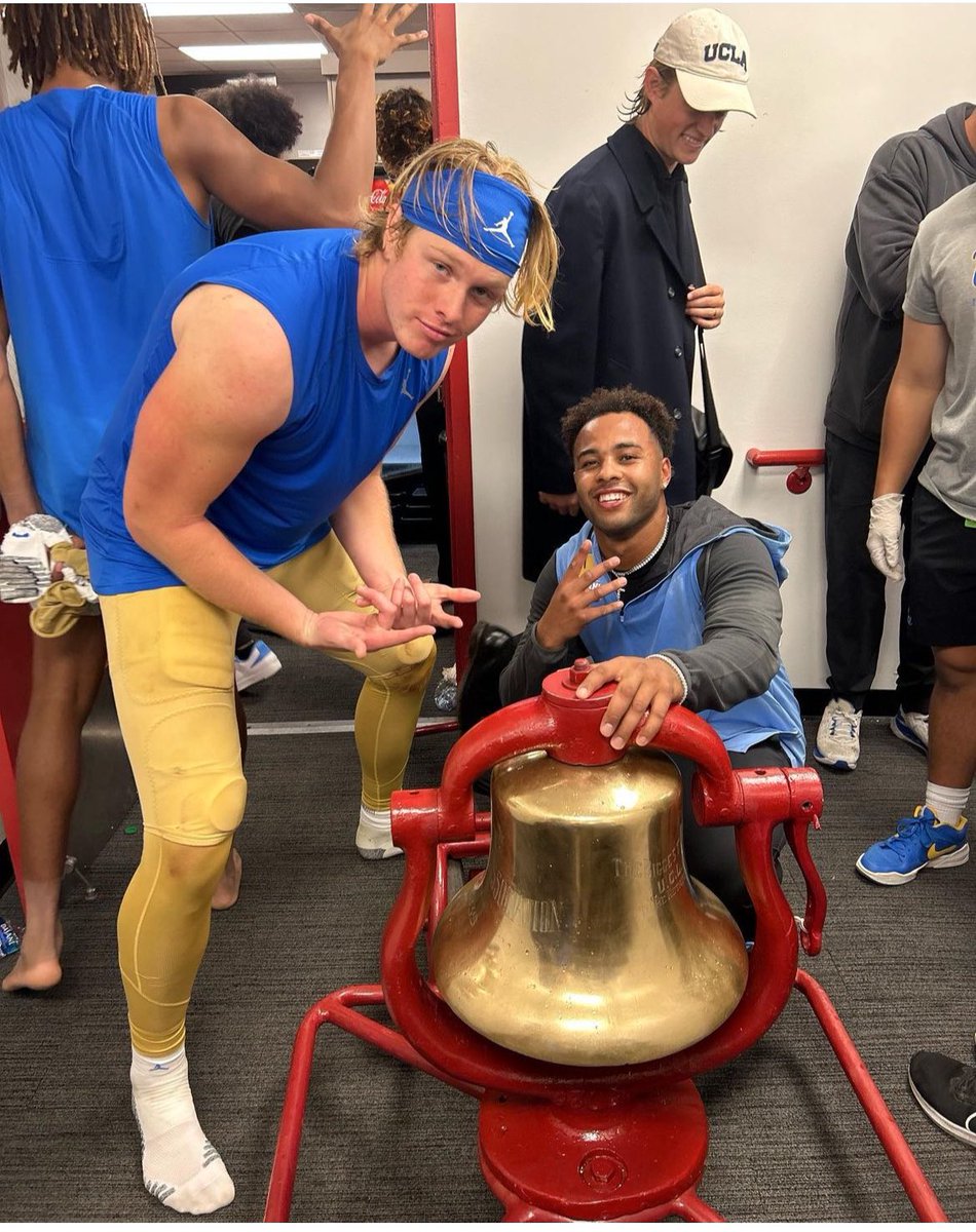 sheapitts20's tweet image. Player or a coach, this one always will mean more. #BEATSC