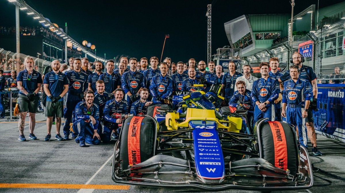 Colapinto News🇦🇷 (@colapinto_news) on Twitter photo Me sumo a la idea de usar el hashtag
#ThanksWilliams, en honor a los mecánicos que están dejando todo para reparar el auto.
<a href="/WilliamsRacing/">Atlassian Williams Racing</a> 💪💙 Me sumo a la idea de usar el hashtag
#ThanksWilliams, en honor a los mecánicos que están dejando todo para reparar el auto.
<a href="/WilliamsRacing/">Atlassian Williams Racing</a> 💪💙