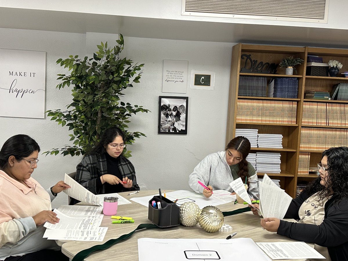 JennGRoach's tweet photo. We kicked off Thanksgiving break with a PPR session. These future teachers are ready to pass their tests! We are thankful for teachers AND future teachers! #GPISDLearns https://t.co/Ankx2QpUI5