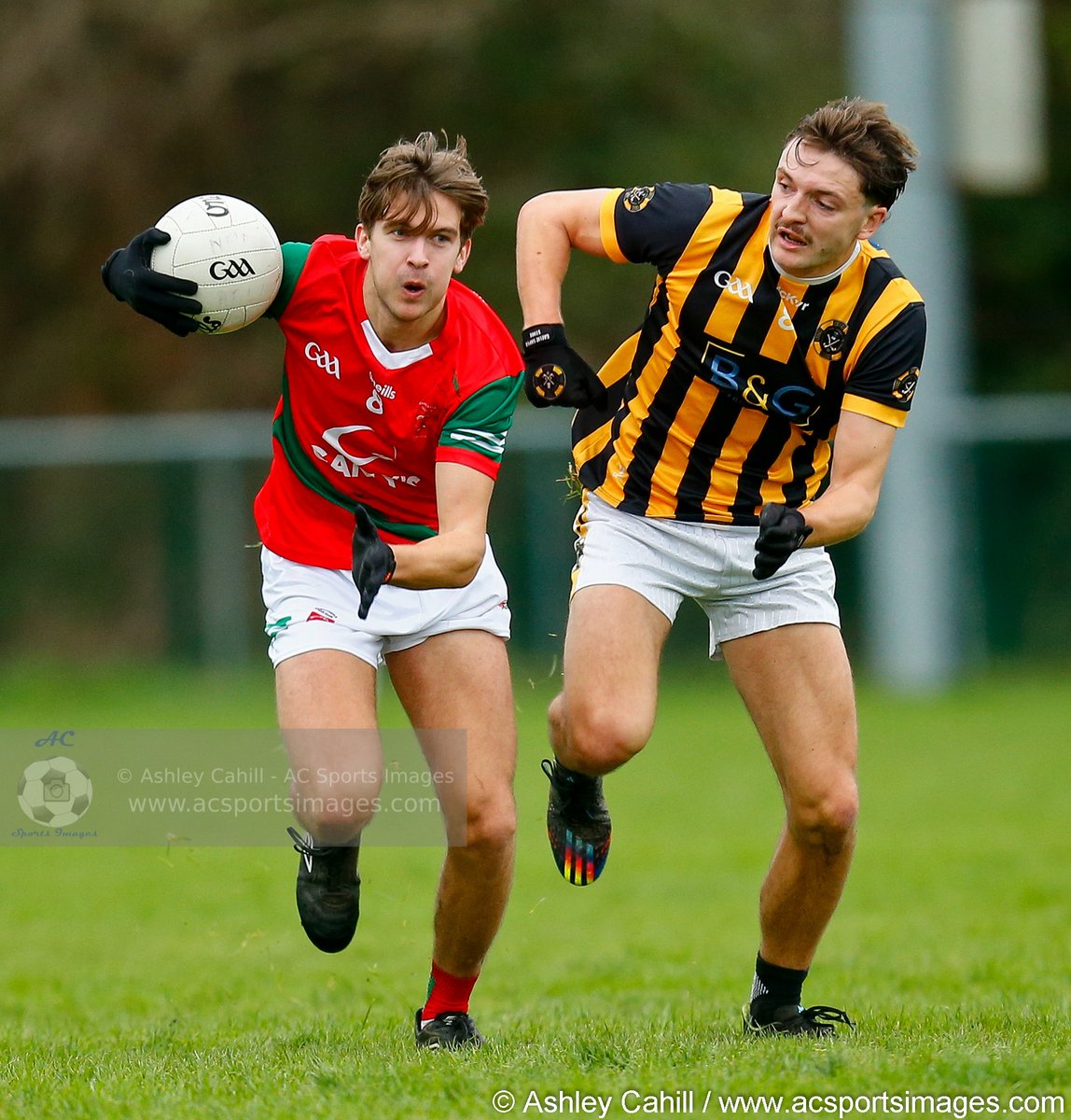 Ashley Cahill (@cahill_ashley) on Twitter photo .πΈ <a href="/naomhmearnog/">Naomh MearnΓ³g</a> advance to the Leinster Intermediate Club Final after the narrowest of victories over <a href="/gaagarrycastle/">Garrycastle GAA</a> in this afternoon semi final at Balgriffin.
Disappointing choice of venue for such an important game. No stand, no dugouts and not even a working scoreboard! .πΈ <a href="/naomhmearnog/">Naomh MearnΓ³g</a> advance to the Leinster Intermediate Club Final after the narrowest of victories over <a href="/gaagarrycastle/">Garrycastle GAA</a> in this afternoon semi final at Balgriffin.
Disappointing choice of venue for such an important game. No stand, no dugouts and not even a working scoreboard!