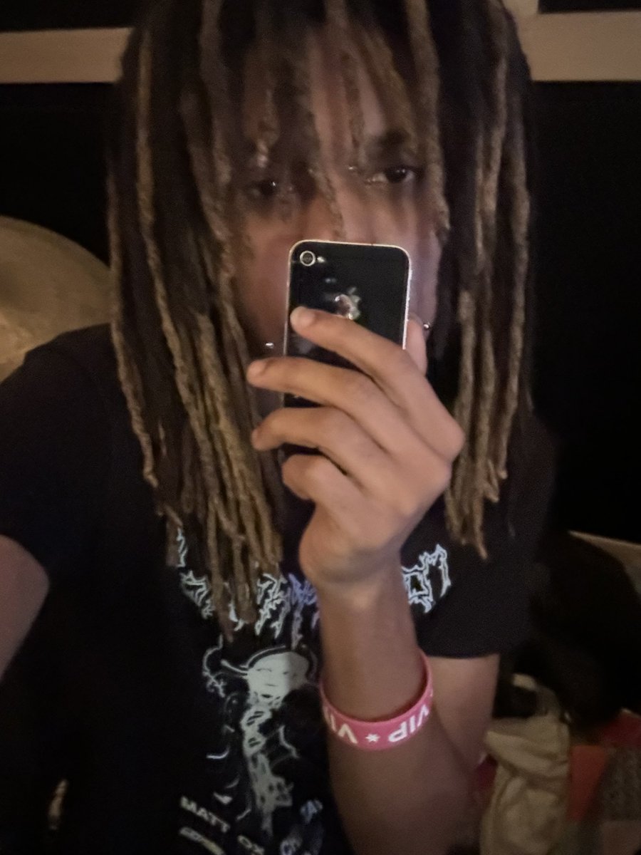 aryan jezebel tweet media