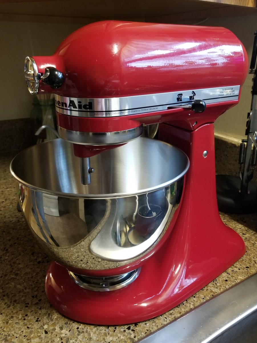I got an early Christmas present! WEEEEE!