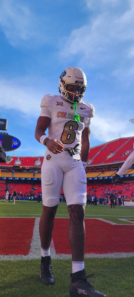 What do we think of this week uniforms??