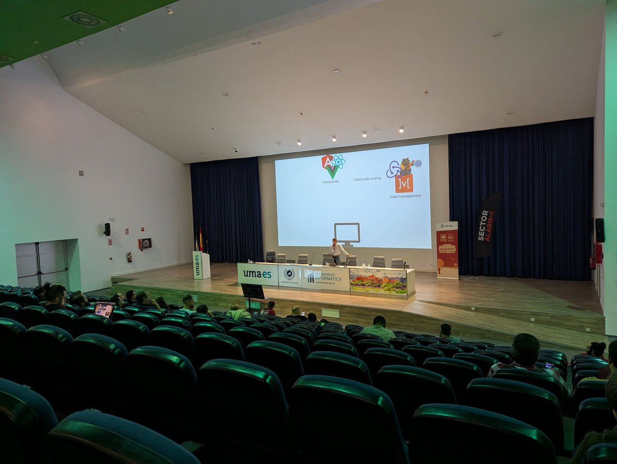 From HTML to here, the evolution of web development with Gosia #dotnetmalaga2024