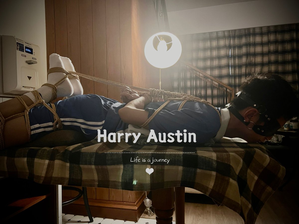 点心好像冷的诶，要加热一下吗？
那就烘烤一下吧。
......
都暖和好啦，唔，不过这里...怎么这么烫？
s:<a href="/slz114514/">霜林醉</a>