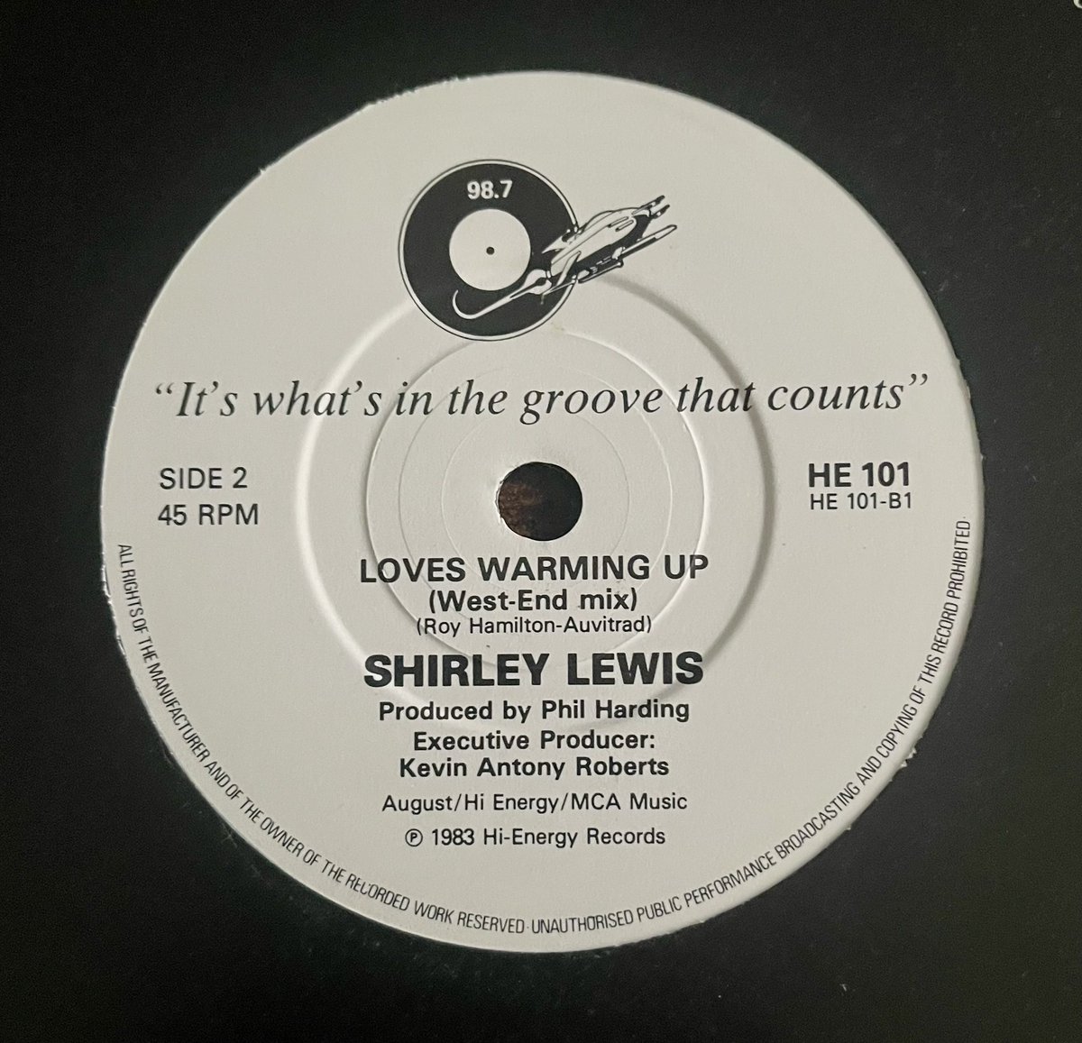 Poplifer73's tweet image. Vinyl Saturday!
Shirley Lewis “Love’s Warming Up” produced by Phil Harding.
1983 Hi~Energy Records.
@Shirley__Goss @phardingmusic 
#ShirleyLewis #PhilHarding #HiEnergyRecords #80sDisco #Vinyl #VinylFinds #SevenInchSingle