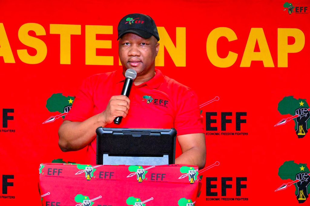 EFFSouthAfrica's tweet photo. ♦️In Pictures♦️

The EFF Secretary General, Dlamini Marshall addressing the Eastern Cape #EFFNPA2024 delegates at the PGA currently underway in East London, ICC. 

We urge you to remain loyal only to the National People’s Assembly Guidelines, the Constitution of the EFF, the Code of Revolutionary Discipline and the EFF Founding Manifesto.