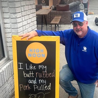 CatFanNKY's tweet photo. #NewProfilePic https://t.co/I3Itt5htJU
