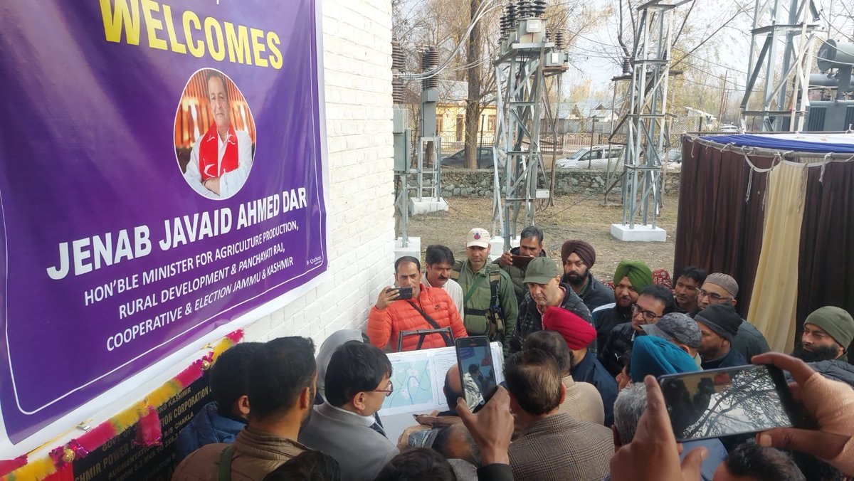 kpdcloffice's tweet photo. Hon'ble Minister for APD, RDD, Cooperatives &amp; Elections, Sh. Javid Ahmad Dar, today commissioned augmented 2x6.3 MVA R/Stn📍 Chackloo, Bla today. 
This will improve reliability of power supply in feeding areas. 
@diprjk @OfficeOfLGJandK @nasirsogami @DullooAtal  @GreaterKashmir https://t.co/TQb83qBWT5