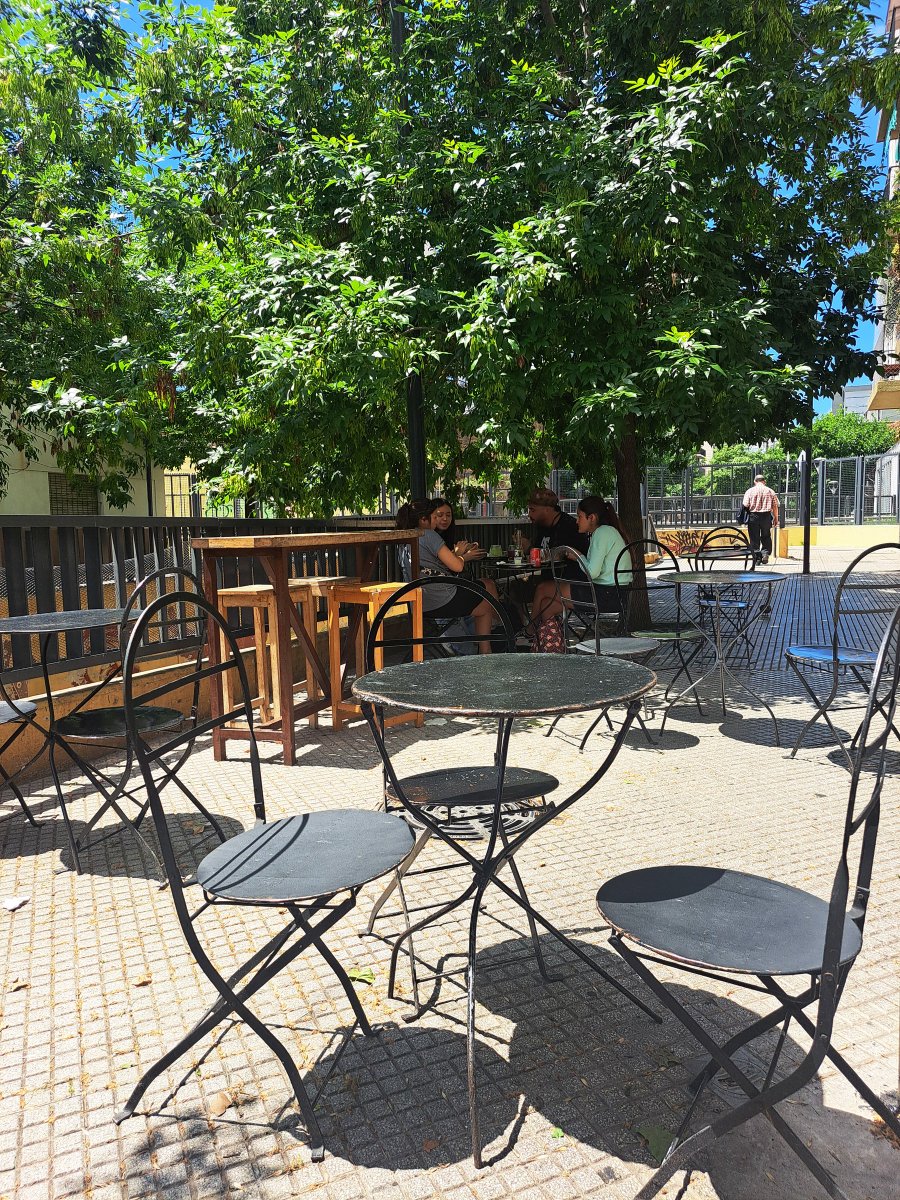 AlmaSingerTwits's tweet photo. ¡Post del blog! ¡De ayer! ¡Y sale justo para apuntarlos dónde almorzar hoy! El pasado feriado me saqué las ganas de sentarme a almorzar y disfrutar una esquina de mi barrio que cruzo mucho: ¡Taquería Güey, en Congreso 2000, #Belgrano! 
https://t.co/EWcSmTV1hD 

#PostsAlmaSinger https://t.co/RGVnWTtUz9