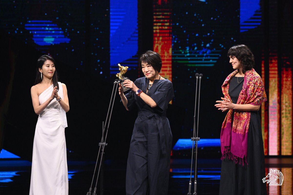 Golden_Horse's tweet photo. ��61屆金馬獎 最佳劇情片 
The 61st Golden Horse Awards Best Narrative Feature ​ 

《一部未完成的電影》An Unfinished Film 
 —
#金馬61 #金馬獎 #得獎者 https://t.co/G477m6TXTK