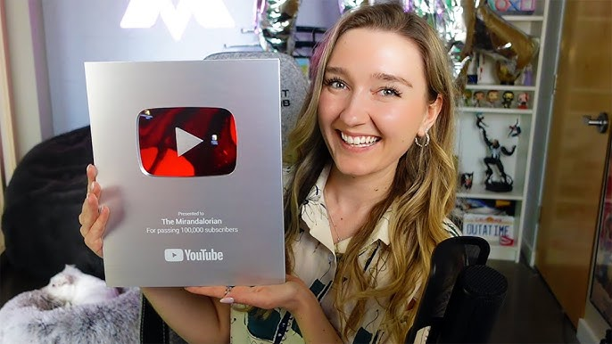 How much YouTube pays you to start a faceless YouTube channel
​
1K views = $3
10K views = $30
100K views = $300
1M views = $3,000
10M views = $30,000
100M views = $300,000+
​
I've Created a list of 200+ YouTube Faceless Channel Ideas to make money + AI tool that can help you