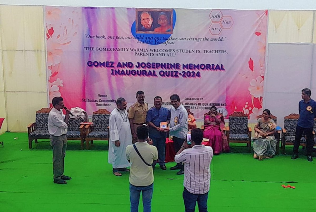 KnowledgeFound3's tweet image. Conducted District level Quiz for the school students in commemoration of my teachers. Students were found very enthusiastic.