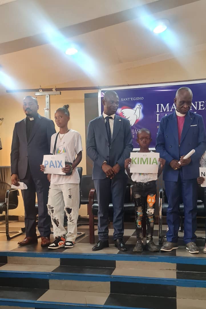 RdcSant's tweet photo. Imaginer la paix à #Kinshasa oui on peut aussi imaginer la paix en RDC. @immaginise @santegidionews @Marco_europa https://t.co/BAUyFiDPvQ