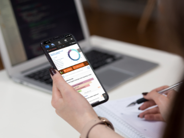 Avec Evenium, créez des événements plus interactifs en intégrant des fonctionnalités telles que les sondages en direct, les partages d'écran et les discussions en direct. 
hubs.la/Q02YbSKL0