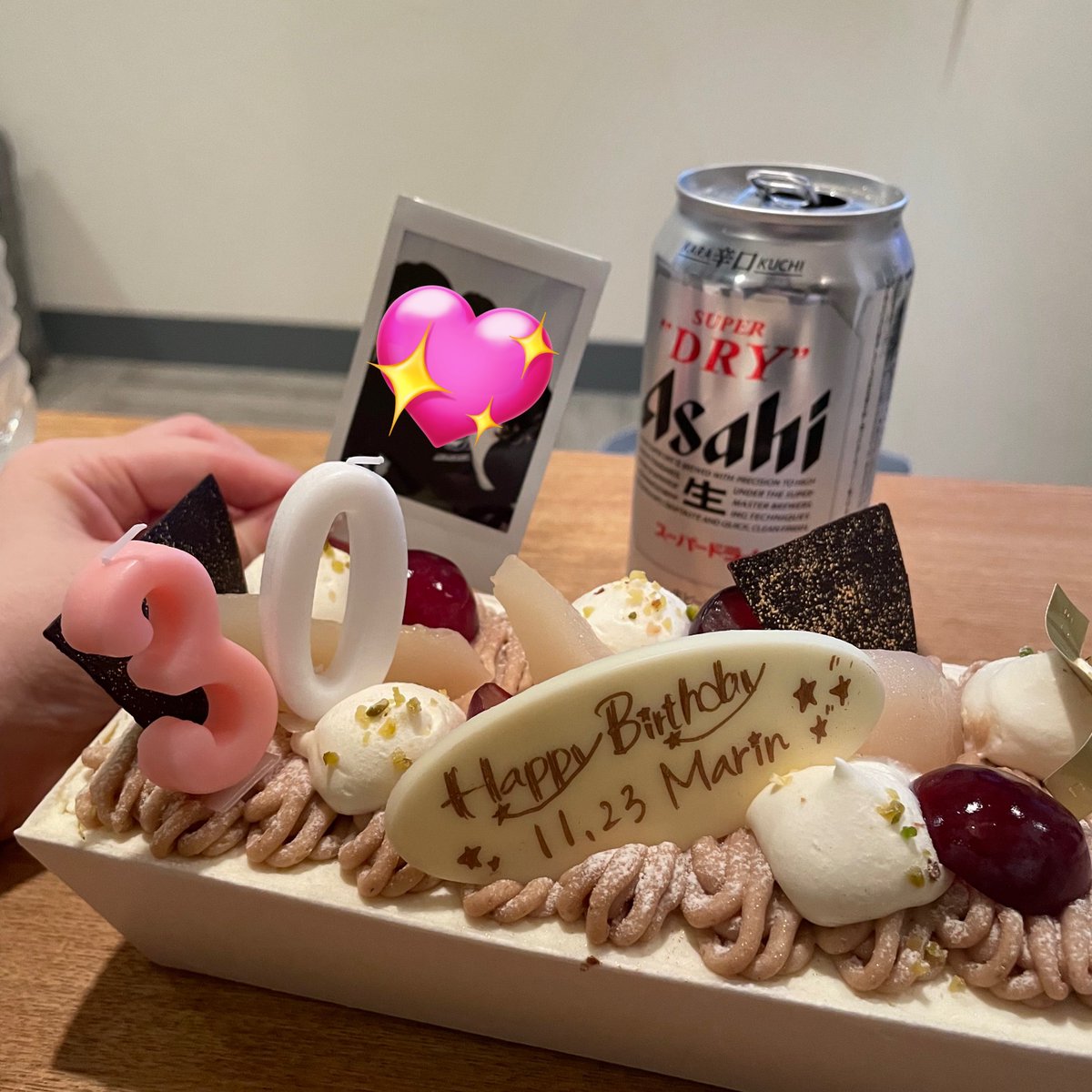 nnufutan0108's tweet photo. まりんとそのオタクの皆様おめでとう❣️しあわせのおすそ分けありがとう❣️懐かしい気持ちがすんごい( ᴖ ·̫ ᴖ )︎︎👍🏻
良いもん見たわー、ふつうに尊先と踊ってるの鳥肌だし、まりんの誕生祭っていつも踊ってみたらしさが詰まっててほ〜んま良い。 https://t.co/aMQ7pr3FGH