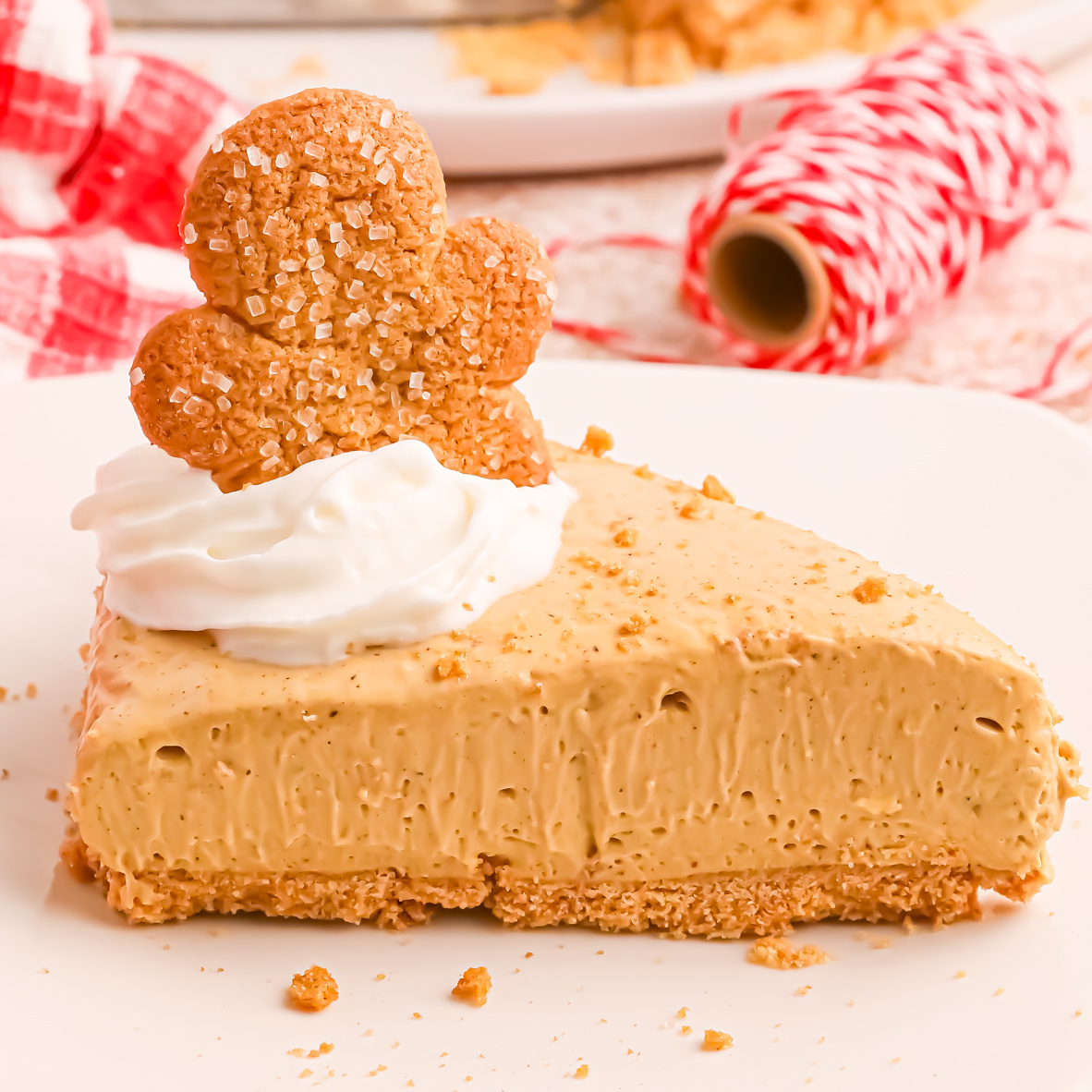 Country_Cook's tweet image. No Bake Gingerbread Cheesecake is a fun, festive Christmastime dessert featuring warm winter flavors, a sweet crust, and a creamy, no-bake cheesecake filling! thecountrycook.net/no-bake-ginger…