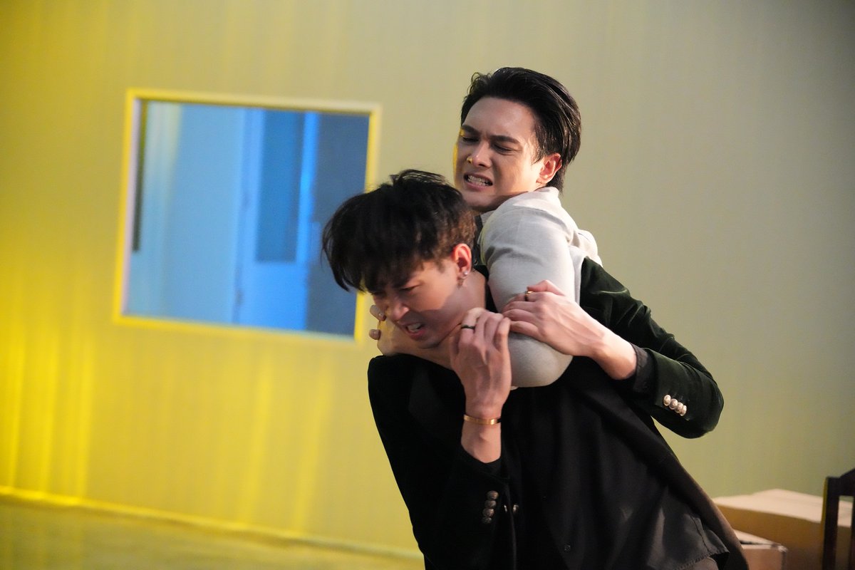 prjipata's tweet photo. “แฟ้ม” ถูกลักพาตัว “นิก” เดือด จัดคิวบู๊สนั่นสู้ “คิณ” ในซีรีส์ Bad Guy My Boss เจ้านายร้ายรัก อีพี 11

https://t.co/AKxLFw4T9e

 #_famthanuphat #BadGuyMyBoss #DGChannel #RoseStudio #RSDG #ละครช่อง8 #เจ้านายร้ายรัก #แฟ้มตนุภัทร #นิกกัคซ์ #itnickz #anakin_rogue #คิณอาณาคิณ https://t.co/IXg7vMvlji