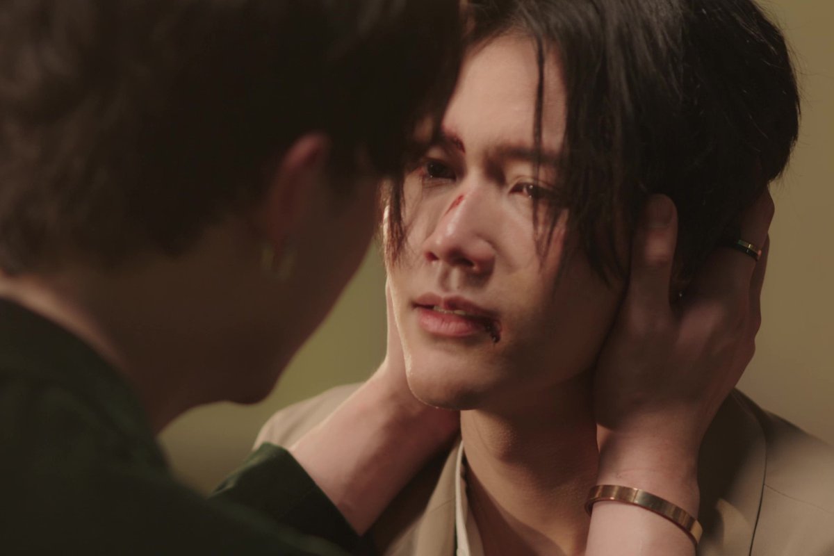 prjipata's tweet photo. “แฟ้ม” ถูกลักพาตัว “นิก” เดือด จัดคิวบู๊สนั่นสู้ “คิณ” ในซีรีส์ Bad Guy My Boss เจ้านายร้ายรัก อีพี 11

https://t.co/AKxLFw4T9e

 #_famthanuphat #BadGuyMyBoss #DGChannel #RoseStudio #RSDG #ละครช่อง8 #เจ้านายร้ายรัก #แฟ้มตนุภัทร #นิกกัคซ์ #itnickz #anakin_rogue #คิณอาณาคิณ https://t.co/IXg7vMvlji