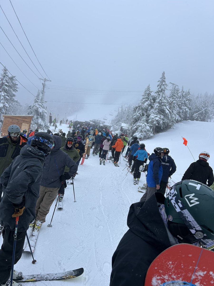 Just a little crowded at <a href="/KillingtonMtn/">Killington Resort</a>.  But at least they are open.  New 3-6” at the top