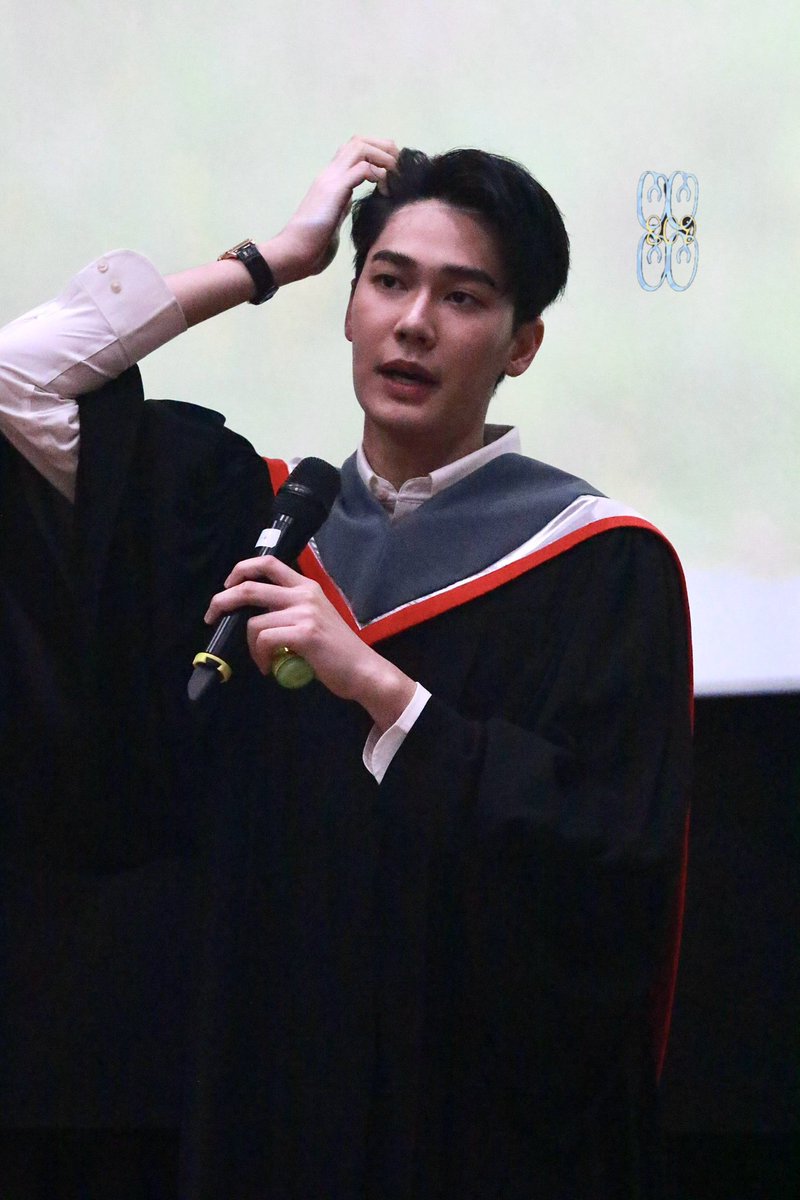 wwww__209's tweet photo. 🤎🤎
#DewGraduationDay
#dew_jsu @dew_jsu https://t.co/kutqwB0VsO