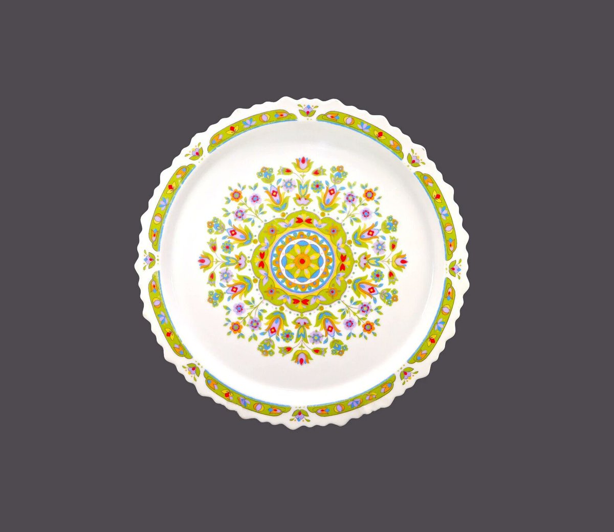 G97816960Girl's tweet photo. Sango Hellespont 8001 large dinner plate made in Japan. https://t.co/gtebOeE3yz via @Etsy #BuyfromGroovy #antiques #tabledecor #tableware #Sango #Hellespont #SangoHellespont #Etsysellers https://t.co/5HYm4cTsnJ