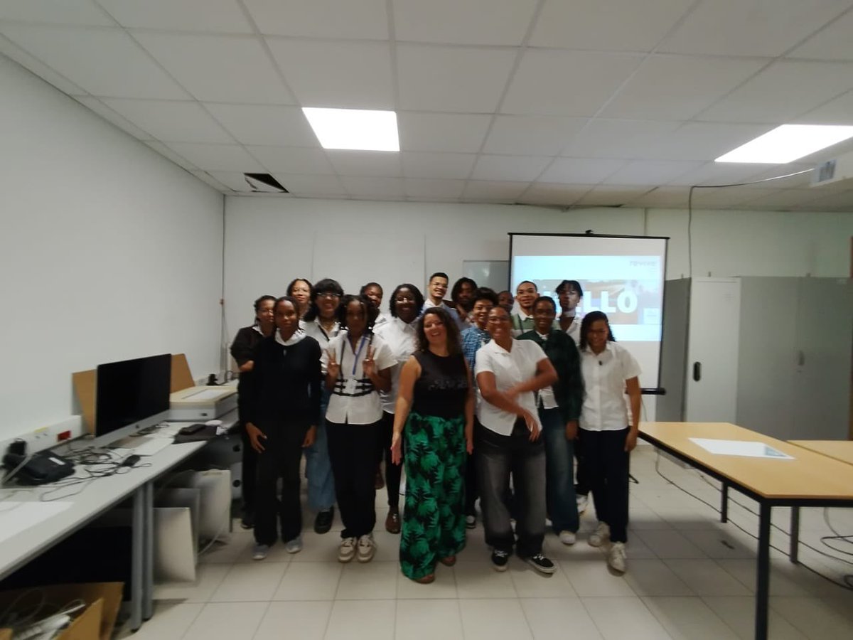 Lycée Polyvalent Victor Anicet tweet media