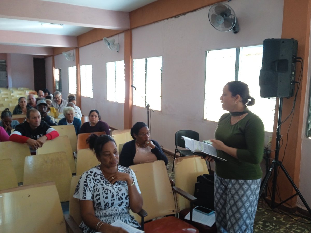 DamarisGener's tweet photo. Sesiona la  Asamblea Municipal de #Calimete,  donde de debaten temas puntuales
El cumplimiento de la contratación en el Municipio, El desarrollo del curso escolar, Valoración del  1er proceso de rendición de cuentas del delgado a sus electores.
#MatancerosEnVictoria https://t.co/gJJgFCPOn9
