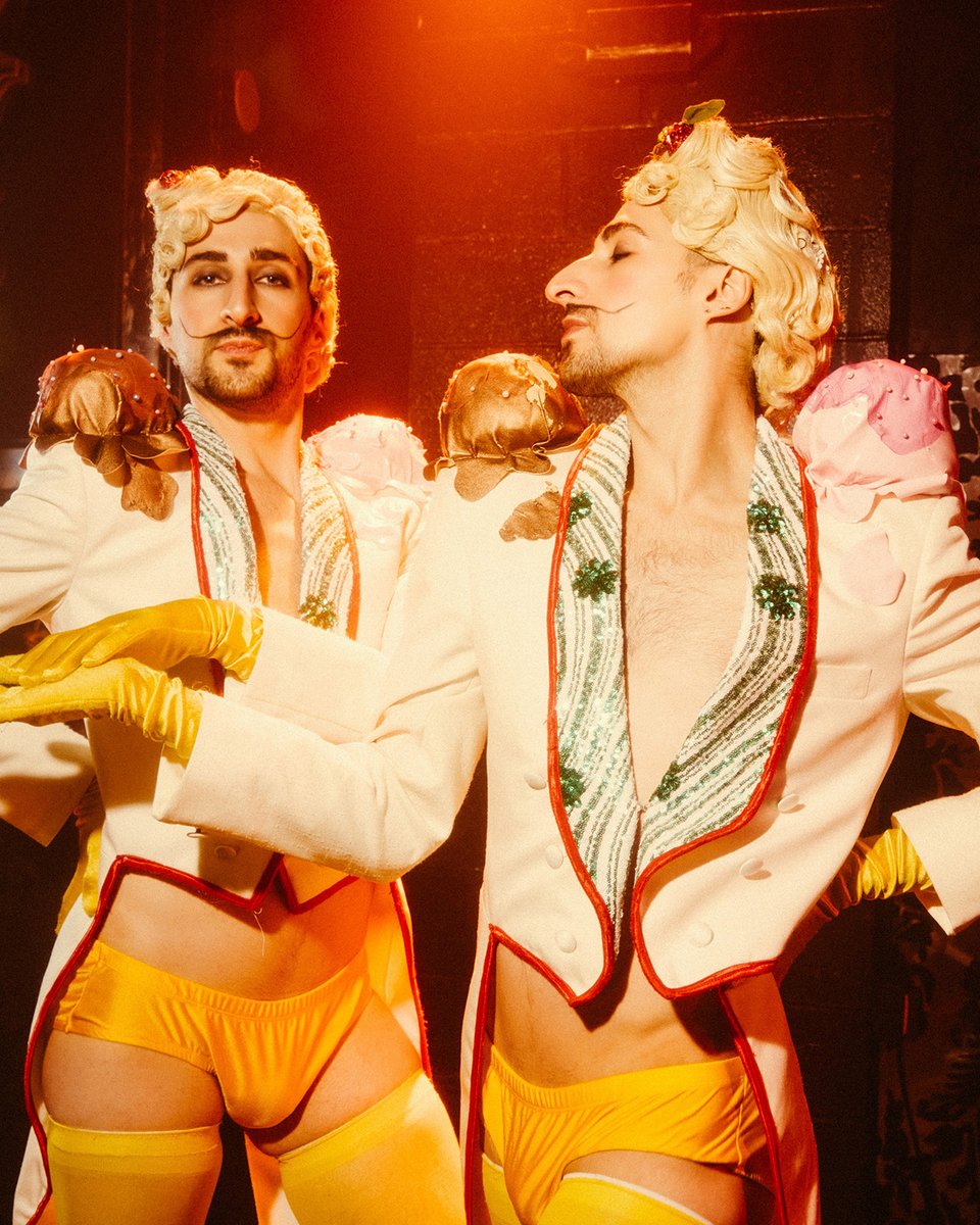 Company_XIV's tweet photo. 🍌🍦Double the delight, double the fun! Our sweet and sassy Banana Split twins bring some mischief to the Kingdom of Sweets...⁠
⁠
Nutcracker Rouge is now playing at Théâtre XIV in Bushwick. 
⁠
#nutcrackerrouge #companyxiv #burlesque⁠
⁠
📸 Deneka Peniston https://t.co/u6RGBn6EBX