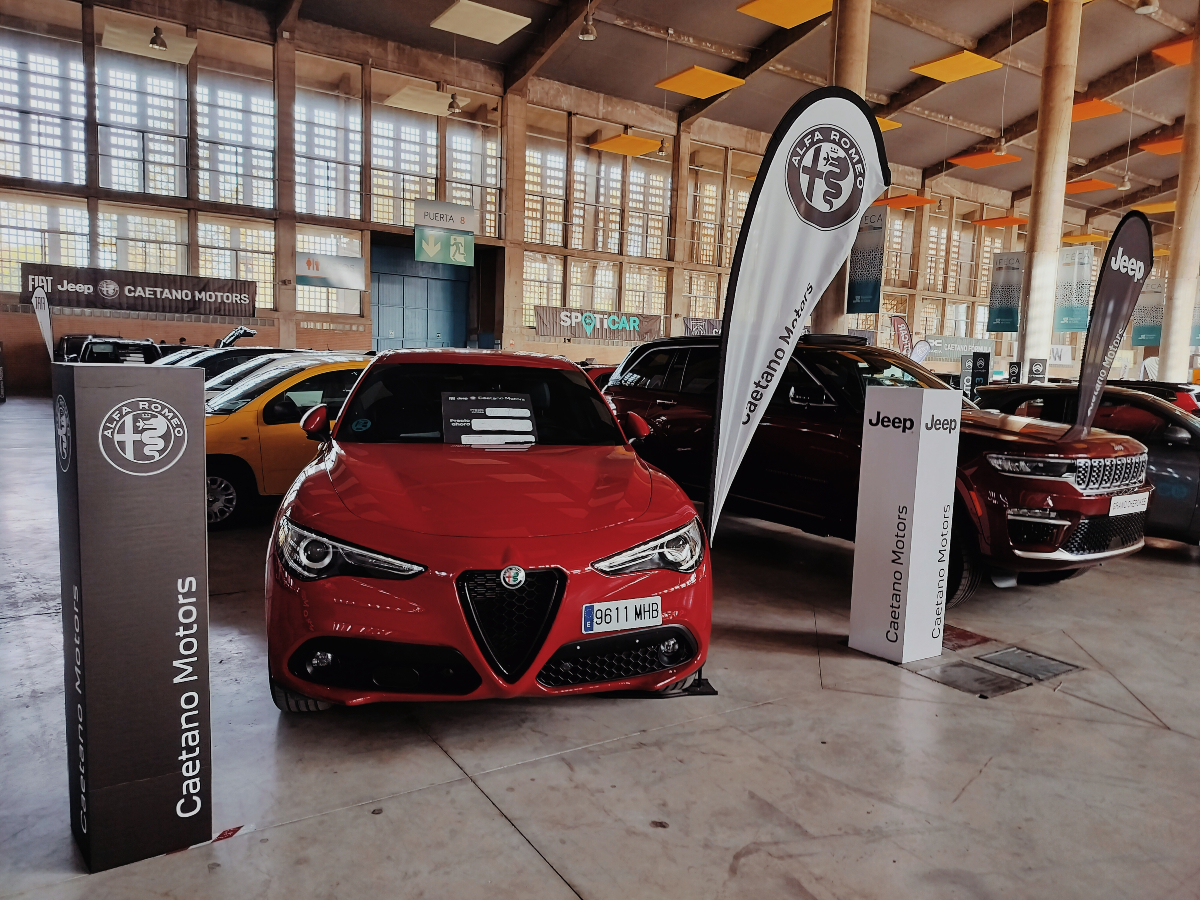 SalonMotorsur's tweet photo. 🚙 ¡Qué gran día para #Motorsur ! 🤗

Aprovecha las horas que quedan hasta las 21h para hacerte con el coche que deseas ¡En Motorsur hay muchas Ofertas esperando para ti! 🏃‍♂️

#SalonMotorsur2024 #IFECAJerez https://t.co/3Nwfe9O3zK