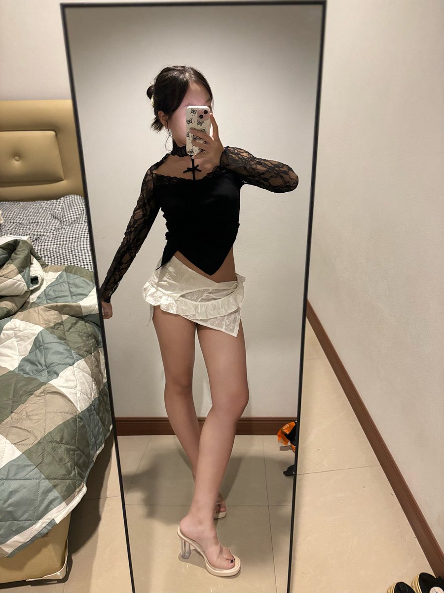 黄推福利内容 - 圆脸思思ylss的精彩图片 福利姬圆脸思思ylss分享的黄推图片2 - 网红私拍内容