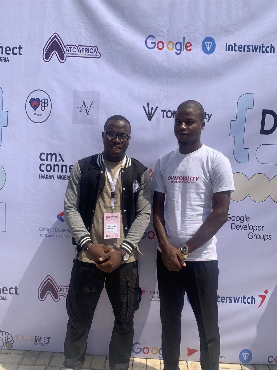 HayaturRahman01's tweet image. Truly honored to meet @LifeOfOpeyimika His words resonated deeply, offering insights and advice that sparked new perspectives. Thank you for inspiring me to do more! 🙌

#DevFestIbadan24 #ResponsibleAI #AIPanel #TechForGood #DevFest