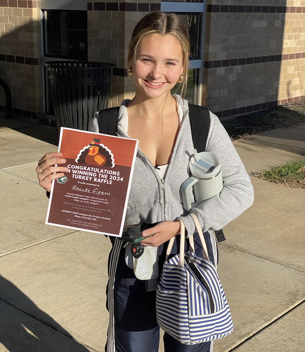 DHS_BusinessEd's tweet photo. Congratulations to @DeSotoWildcats
Brooke Gipson, winner of this year's Turkey Raffle! ALL proceeds will go to the De Soto Food Pantry.  
A Big Thank You to @StevesMeatMktKS
for donating the turkey and everyone that participated in this year's fundraiser! The WildCAT Way! https://t.co/adPsdU4UOI