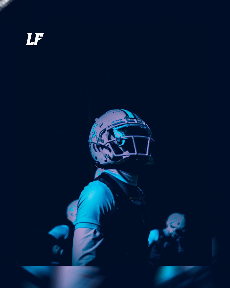 Playoff Football -&gt; Playoff Pics