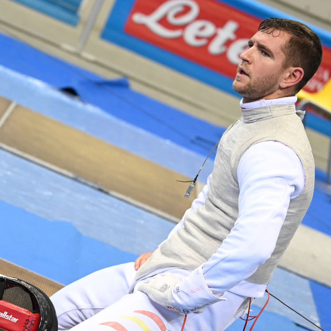 Real Federación Española de Esgrima tweet media