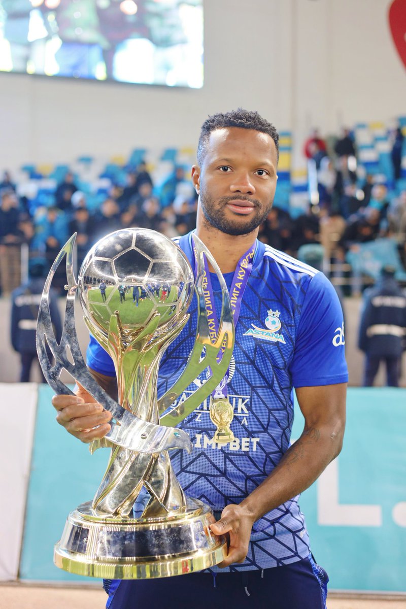 Nnamdi_FA11's tweet photo. I thank the Creator for this day 👑🏆Congratulations to the entire team on this well-deserved victory! Together, you’ve achieved greatness🔥 https://t.co/JESfLsSUv2